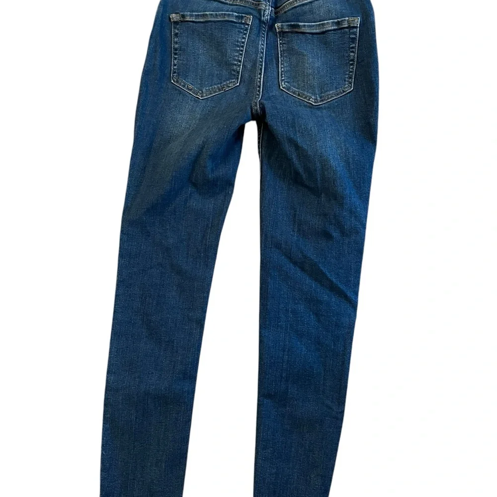 Free People Womens 26 Blue Jeans Distressed Straight Leg Frayed Cuffs Mid Rise